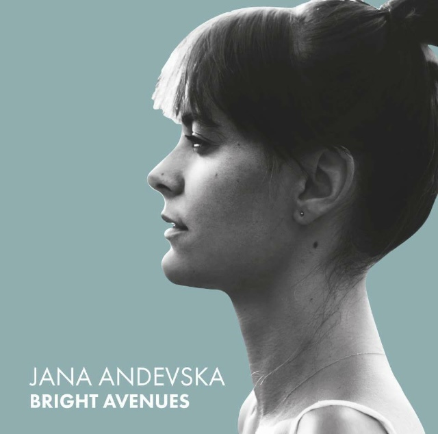 Bright avenues (2017)